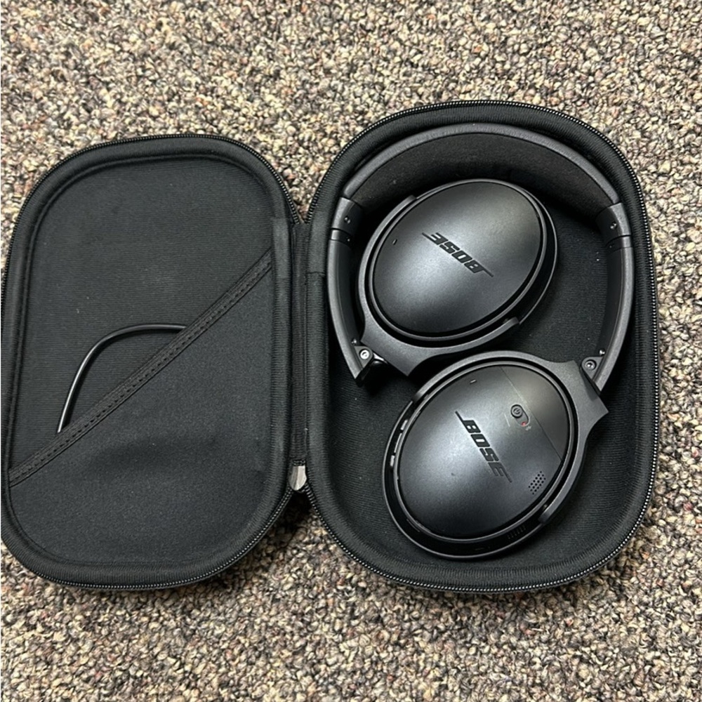Bose wireless Headphones